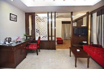 Oyo Premium Pitampura Hotel New Delhi Eksteriør billede