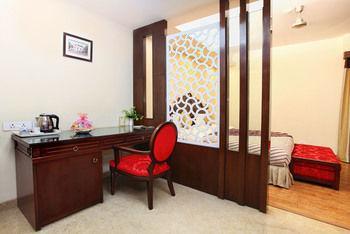 Oyo Premium Pitampura Hotel New Delhi Eksteriør billede