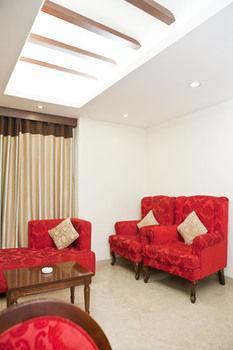 Oyo Premium Pitampura Hotel New Delhi Eksteriør billede